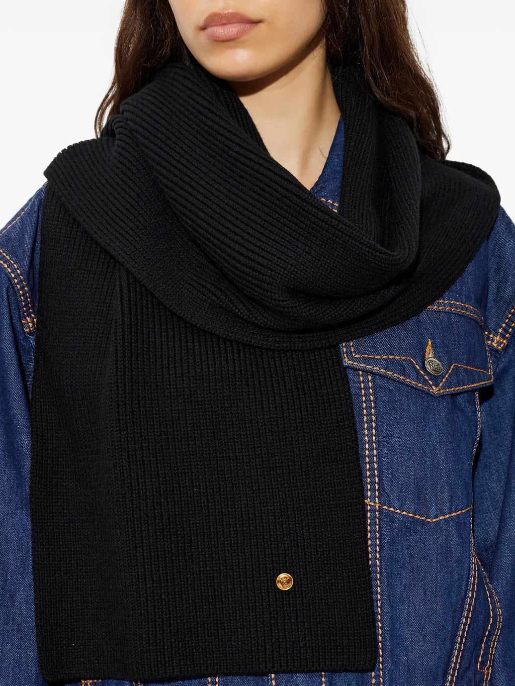 Soft Wool Knit Scarf With Gold Emblem