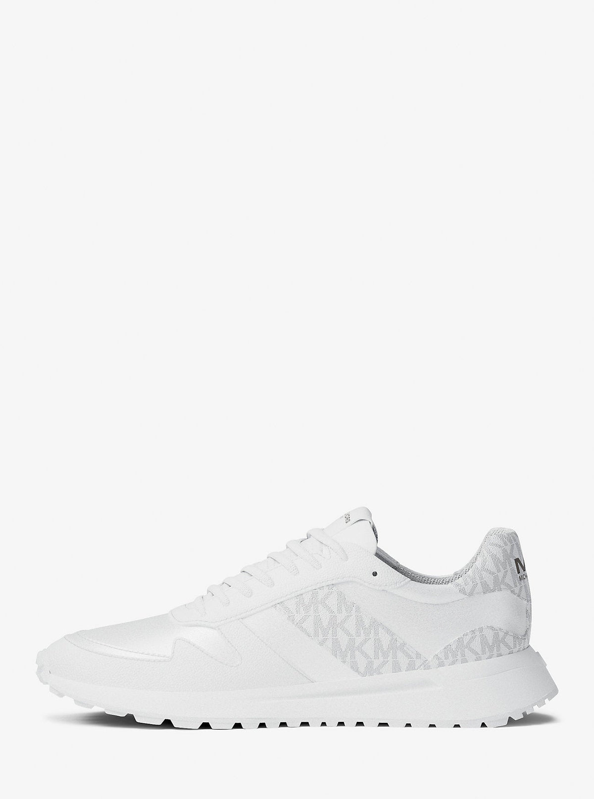 Dax Mixed-Media Trainer