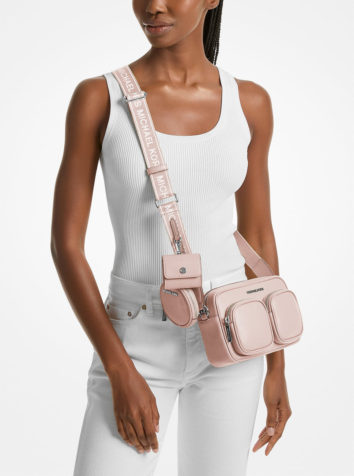 Jet Set Travel Medium Leather Messenger Bag