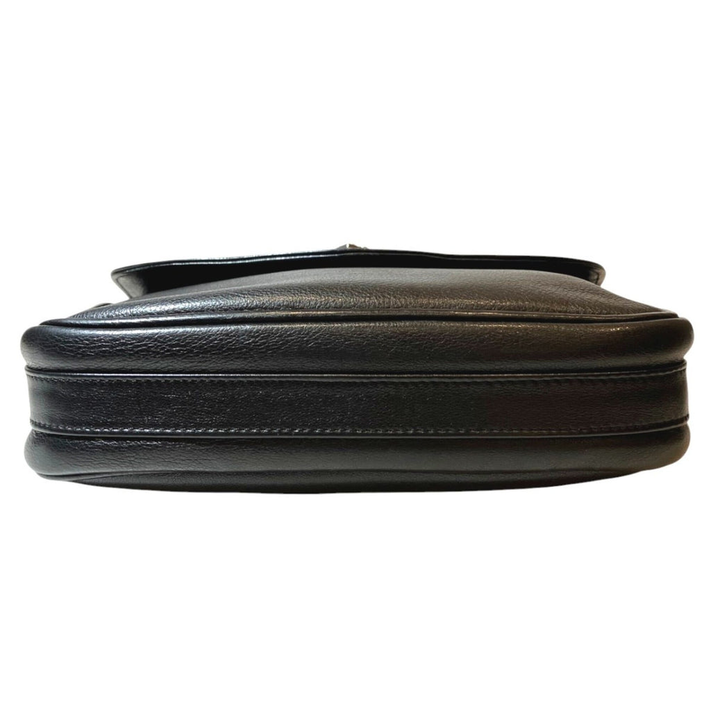 Versace Leather Shoulder Bag (Pre-Owned)