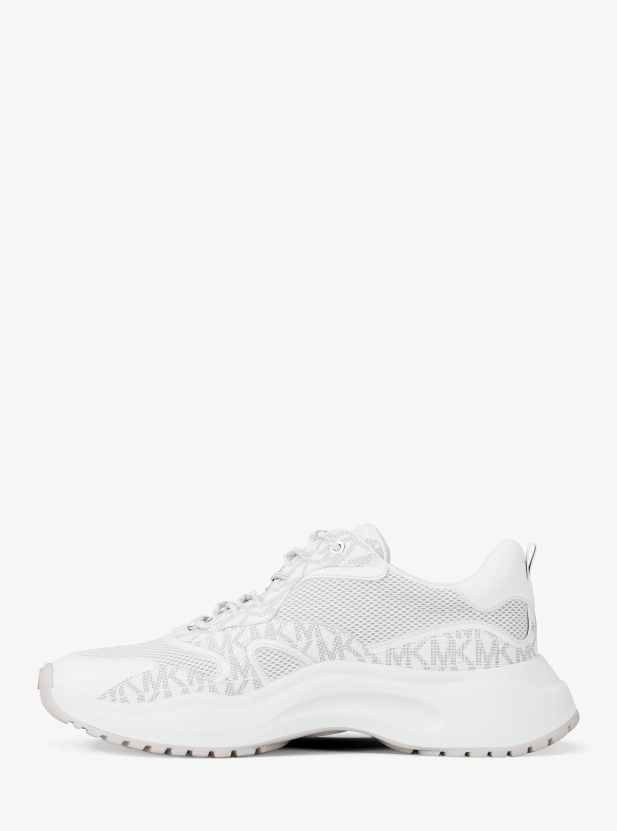 Levie Mixed-Media Trainer