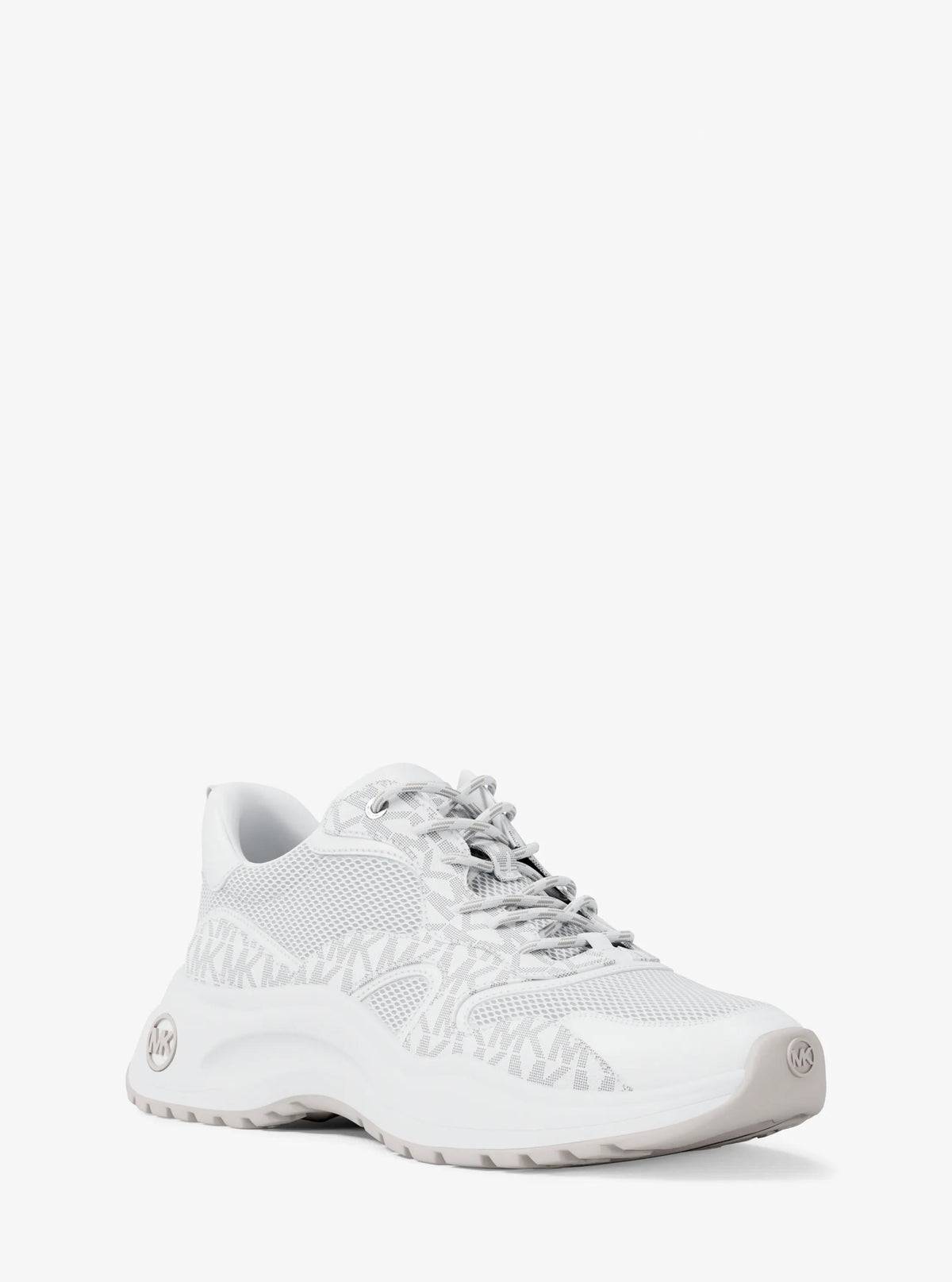 Levie Mixed-Media Trainer