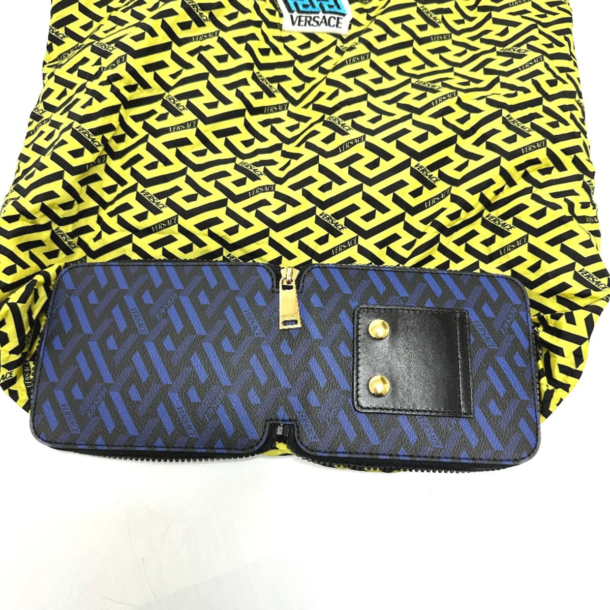 Versace Cloth Tote Bag (Pre-Owned)
